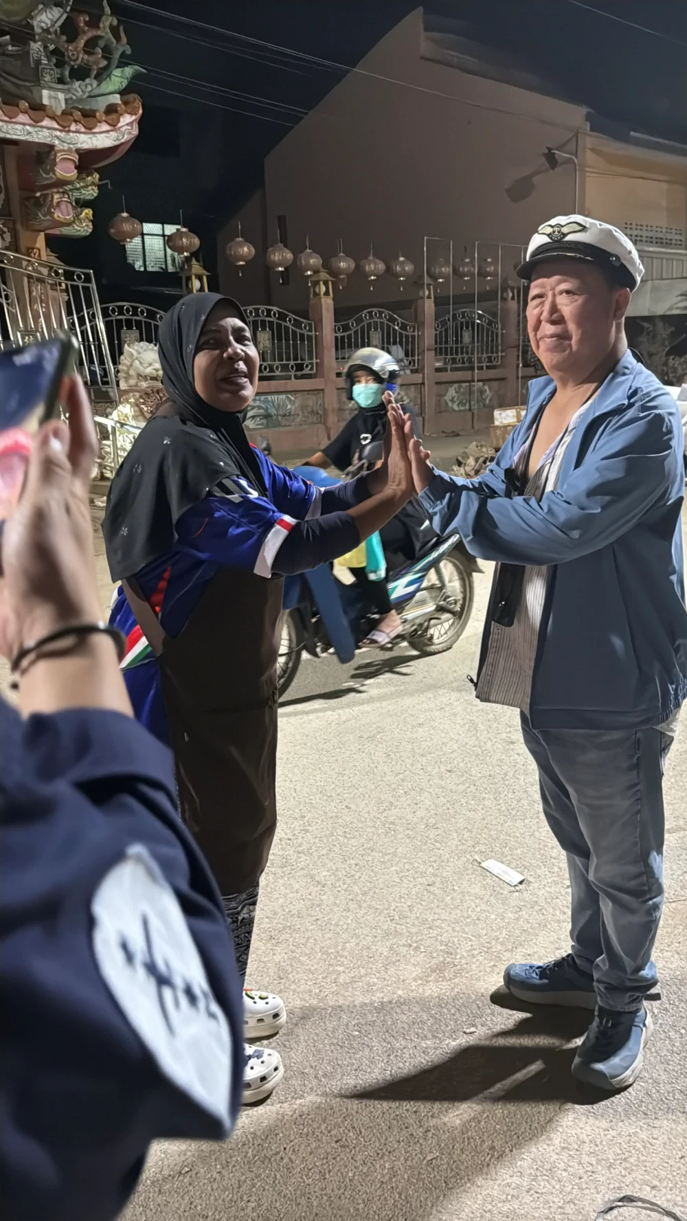 โครงการ ICHITAN : Cheer Share Care